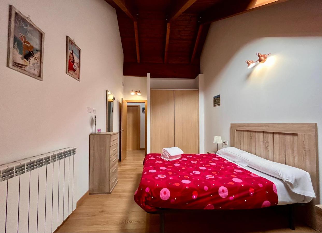 Appartement Bpirineos-Ardones à Benasque Extérieur photo
