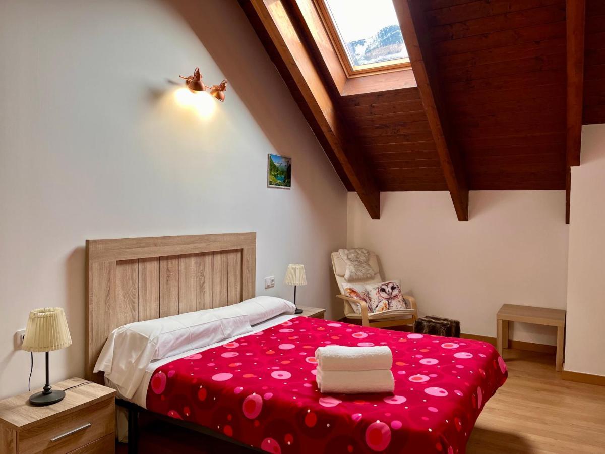 Appartement Bpirineos-Ardones à Benasque Extérieur photo